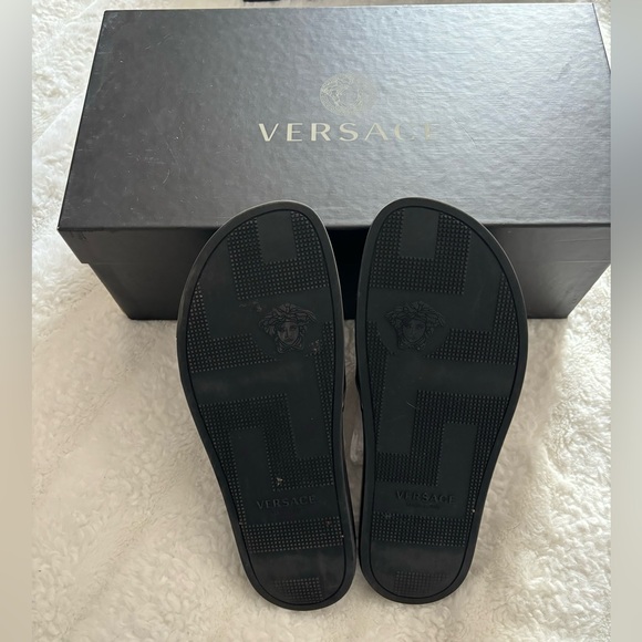 Versace slides - Picture 2 of 4